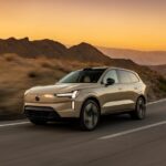 Solana Holds Under Massive DDoS, But SOL Price Tests $126 Floor